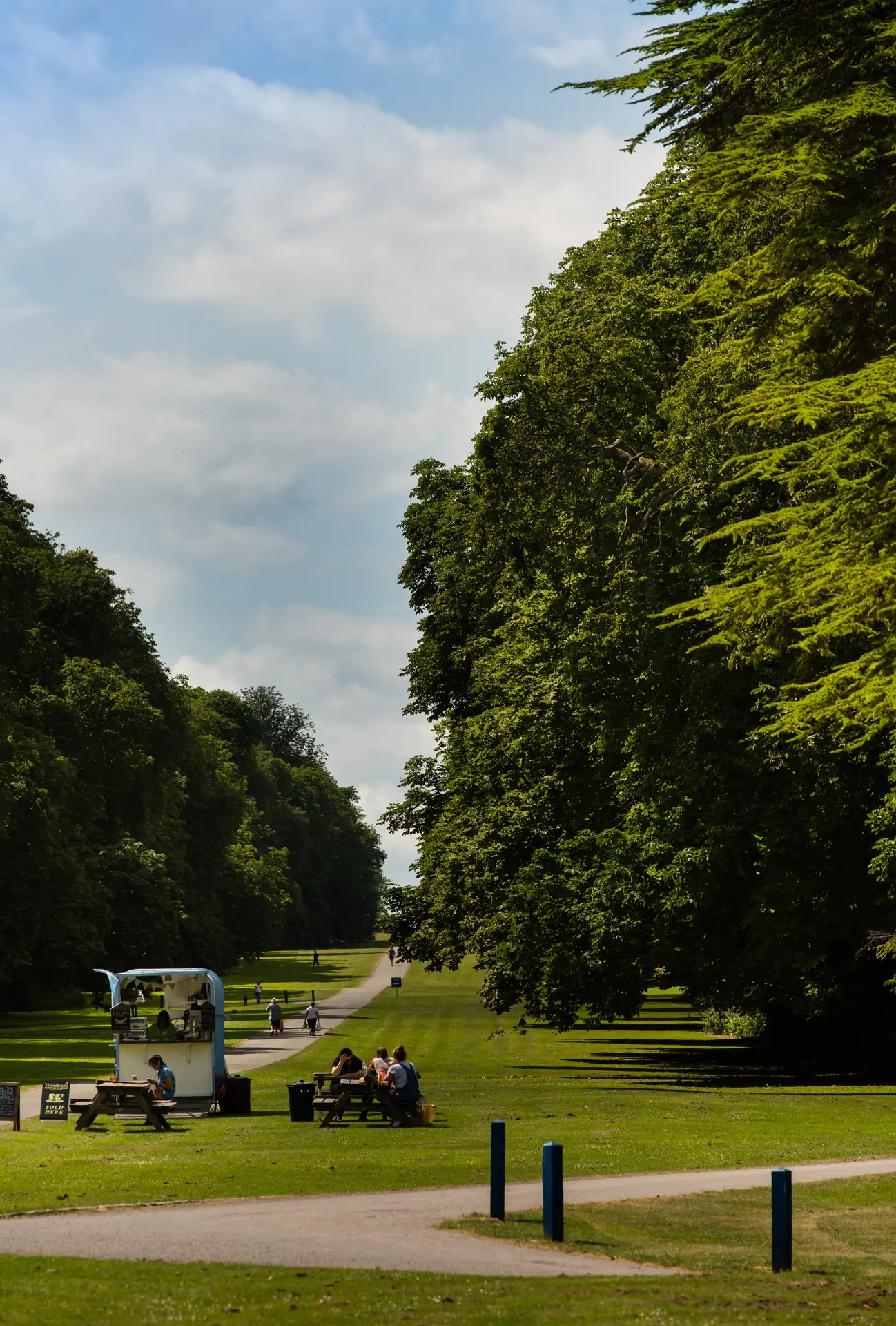 Cirencester church and town