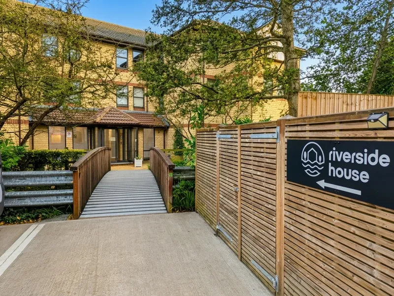 Riverside Hotel bridge